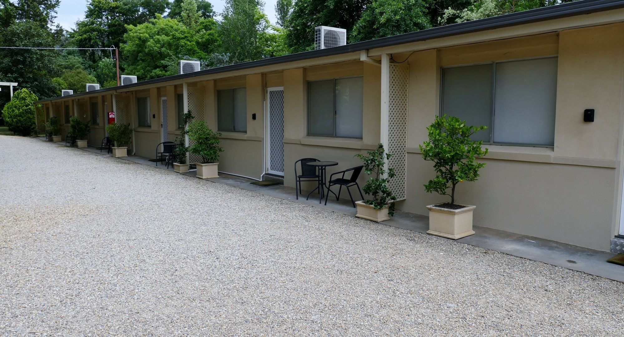 Adina Lodge Holiday Apartments Брайт Екстериор снимка